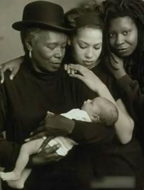 Alex Martin Family: Grand mother, mother & daughter