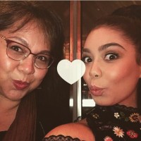 Auli'i Cravalho with Mom Puanani Cravalho