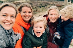 Dafne Schipper family: Mother, Sister and Nephews
