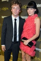 Emma Greenwell & Jeremy Allen White