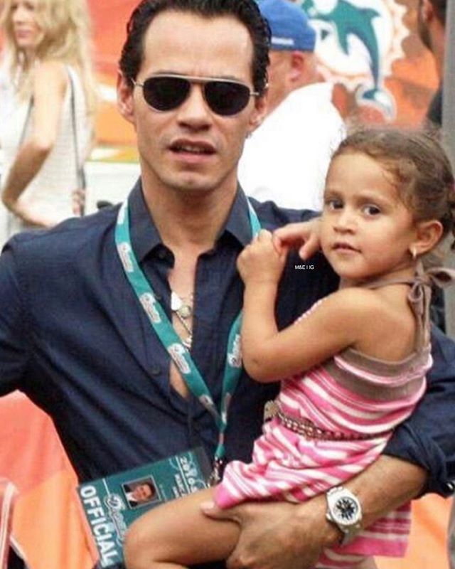 Emme Muniz with dad Marc Anthony