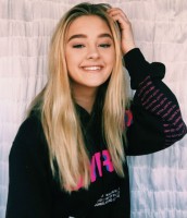 Lizzy Greene