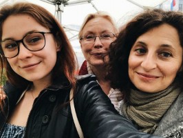 Mina Sundwall with Mother and grandmother