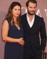 Pregnant Amelia Warner