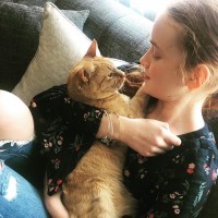 Sadie Sink with her pet Leo