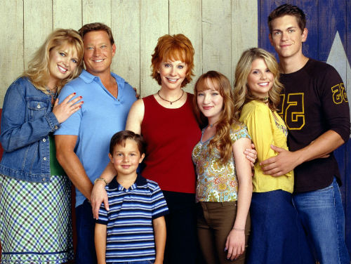 Steve Howey with Reba Cast