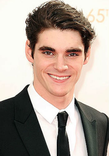 RJ Mitte Bio RJ Mitte